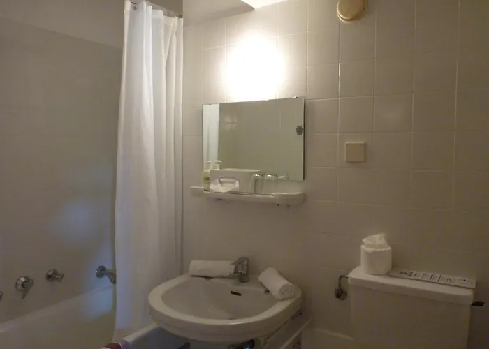 ホテル デルムス ソンネングランド Pörtschach am Wörthersee